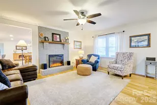 4353 Duck Haven Ln, Lake Wylie, SC 29710 - Photo 14