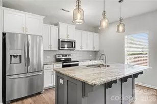 5048 Thomasville Dr, Belmont, NC 28012 - Photo 8