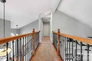 8700 Heather View Ct, Charlotte, NC 28216 - Photo 12