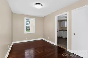 1011 Lomond Ave, Charlotte, NC 28206 - Photo 8