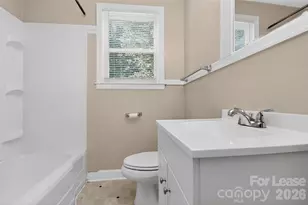 1011 Lomond Ave, Charlotte, NC 28206 - Photo 14