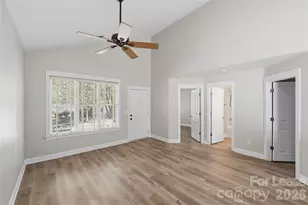 11355 Deer Ridge Ln, Charlotte, NC 28277 - Photo 8