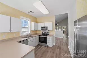 11355 Deer Ridge Ln, Charlotte, NC 28277 - Photo 16