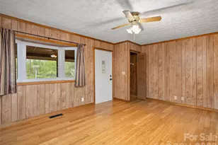 37 Sawyer Ridge Rd, Clyde, NC 28721 - Photo 4