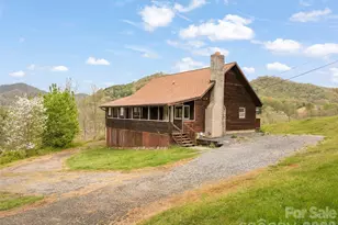 37 Sawyer Ridge Rd, Clyde, NC 28721 - Photo 2