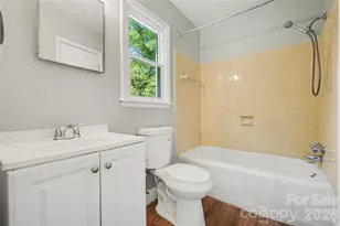 5439 Kerry Ln, Charlotte, NC 28215 - Photo 24