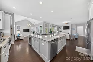 2166 Stratton Pl, Fort Mill, SC 29708 - Photo 12