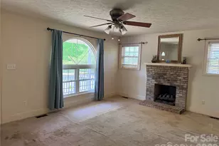 2498 Melvin Propst Dr, Morganton, NC 28655 - Photo 10
