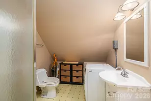 5519 Dallas High Shoals Hwy, Dallas, NC 28034 - Photo 24