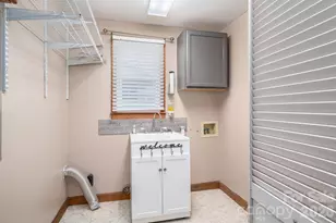 5519 Dallas High Shoals Hwy, Dallas, NC 28034 - Photo 20