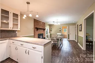 1250 21st Ave NE, Hickory, NC 28601 - Photo 16