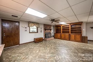 1250 21st Ave NE, Hickory, NC 28601 - Photo 28