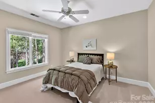 4112 Blaydes Ct, Charlotte, NC 28226 - Photo 32