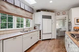 4145 Moorland Dr, Charlotte, NC 28226 - Photo 10