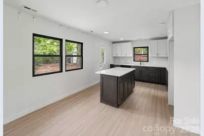 3801 Woodleaf Road, Charlotte, NC 28205 - Photo 12