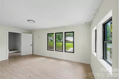 3801 Woodleaf Road, Charlotte, NC 28205 - Photo 14
