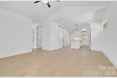 615 W Allen Street, Hendersonville, NC 28739 - Photo 16