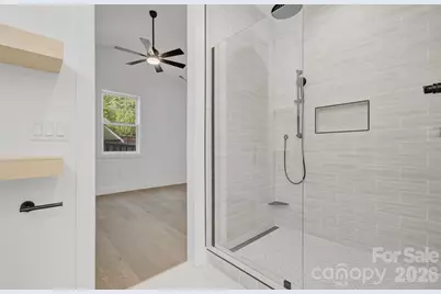 615 W Allen Street, Hendersonville, NC 28739 - Photo 4