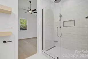 615 W Allen St, Hendersonville, NC 28739 - Photo 4