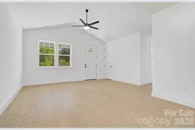 615 W Allen Street, Hendersonville, NC 28739 - Photo 14