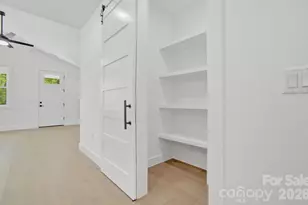 615 W Allen St, Hendersonville, NC 28739 - Photo 22