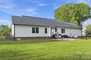 723 Pine Haven Cir, Clover, SC 29710 - Photo 38