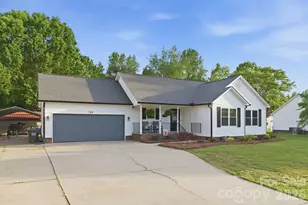 723 Pine Haven Cir, Clover, SC 29710 - Photo 2