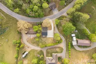 213 New Stock Rd, Asheville, NC 28804 - Photo 6