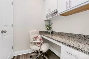 2126 Blewett Dr, Charlotte, NC 28269 - Photo 16