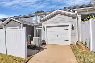 2126 Blewett Dr, Charlotte, NC 28269 - Photo 30