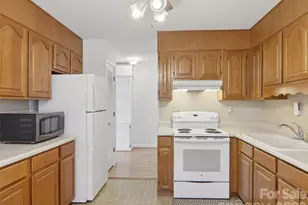 927 Ladson Rd, Mills River, NC 28759 - Photo 26