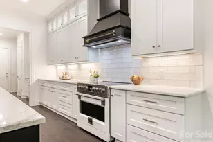 405 Audrey Pl, Charlotte, NC 28226 - Photo 10