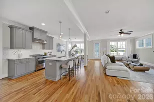 532 Melbourne Ct, Charlotte, NC 28209 - Photo 4
