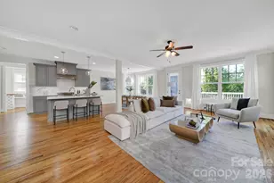 532 Melbourne Ct, Charlotte, NC 28209 - Photo 2