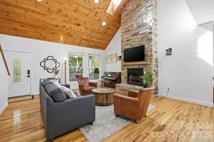 612 Christian Creek Rd, Swannanoa, NC 28778 - Photo 4