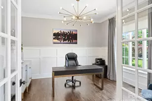 320 Plantation Pl, Charlotte, NC 28209 - Photo 4