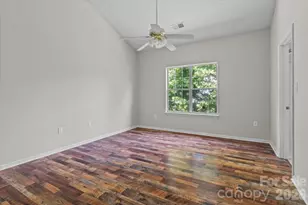 11823 Harris Ridge Dr, Charlotte, NC 28269 - Photo 14
