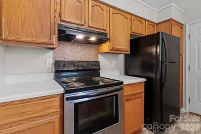 11823 Harris Ridge Drive, Charlotte, NC 28269 - Photo 12