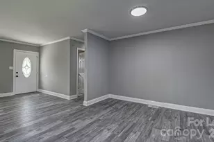 910 E 6th Ave, Gastonia, NC 28054 - Photo 10