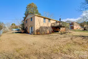 24 W Berkley St, Granite Falls, NC 28630 - Photo 28