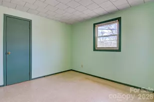 24 W Berkley St, Granite Falls, NC 28630 - Photo 22
