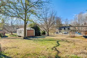 24 W Berkley St, Granite Falls, NC 28630 - Photo 26