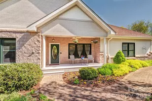 6 Clear Vista Dr, Asheville, NC 28805 - Photo 6