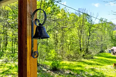 488 Cad Campbell Road, Bakersville, NC 28705 - Photo 6