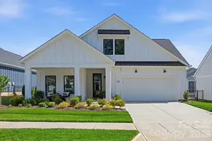 127 Lake Cove Wy, Mooresville, NC 28115 - Photo 2
