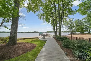 14 King Haigler Chase Ct, Clover, SC 29710 - Photo 2