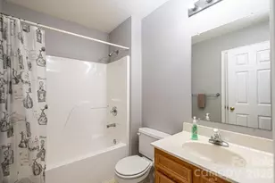 2000 Summerfield Cir, Conover, NC 28613 - Photo 20
