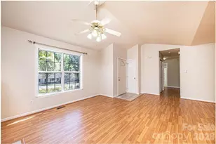 2000 Summerfield Cir, Conover, NC 28613 - Photo 6