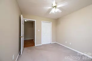 2000 Summerfield Cir, Conover, NC 28613 - Photo 18