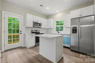 110 E Hilltop Dr, Gastonia, NC 28054 - Photo 10